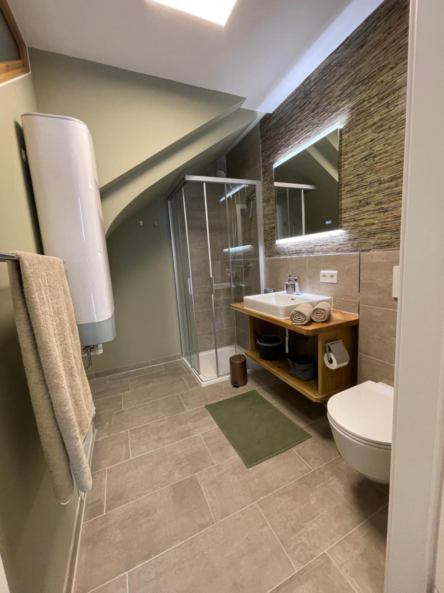 Die Tauplitz Lodges - Adler Auszeit Lodge D6 By Aa Holiday Homes Extérieur photo